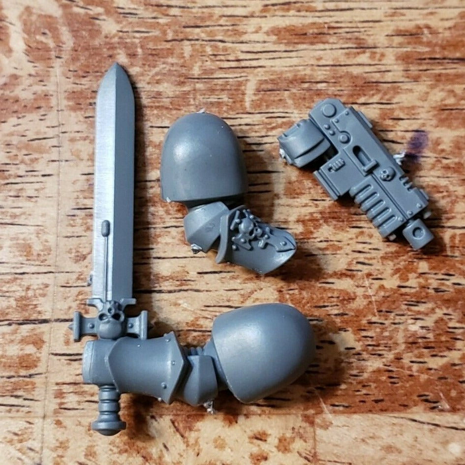40k Space Marines Bits Bladeguard Veteran Bolt Pistol Power Sword B24