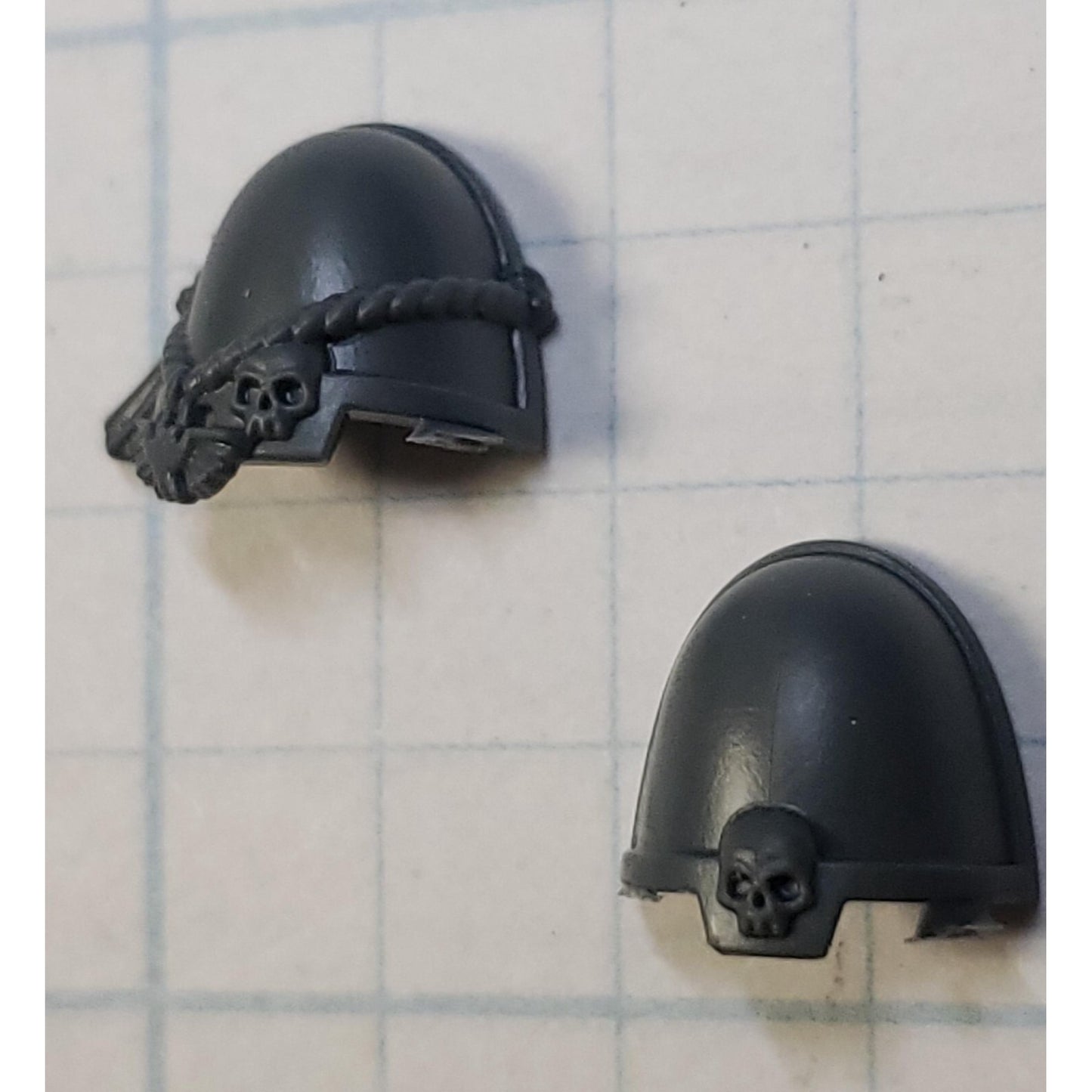 40K Space Marine Bits Primaris Intercessor Veteran Sgt Shoulder Pads #7576 Set