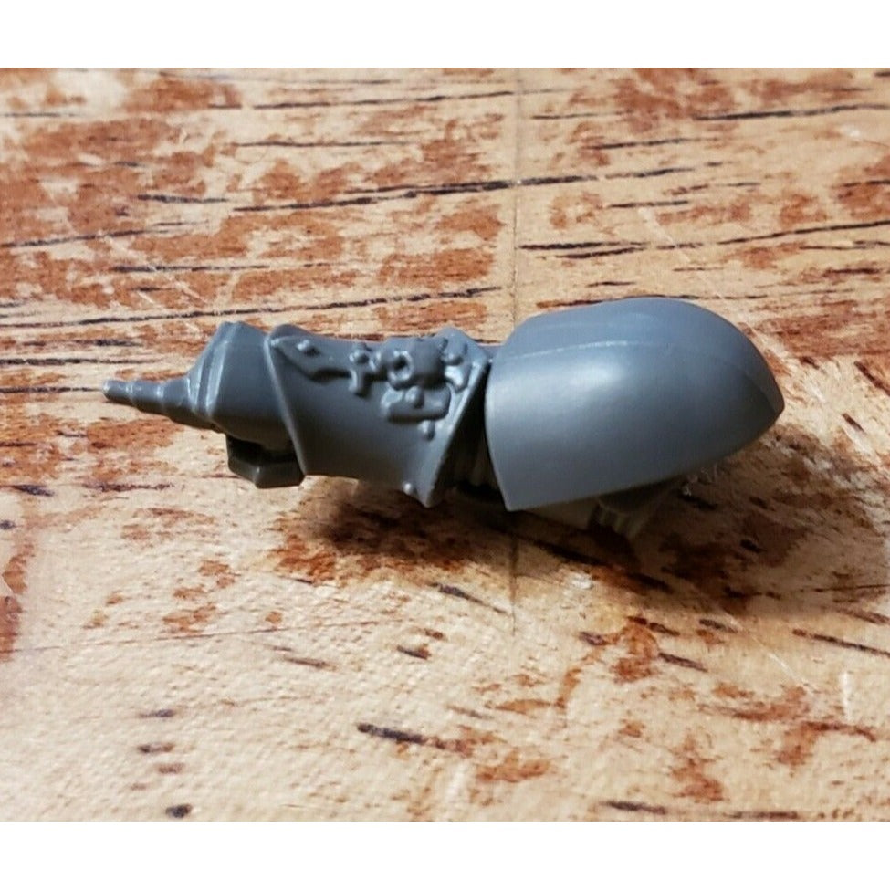 40k Space Marines Bits Bladeguard Veteran Pointing Arm & Hand on Sword
