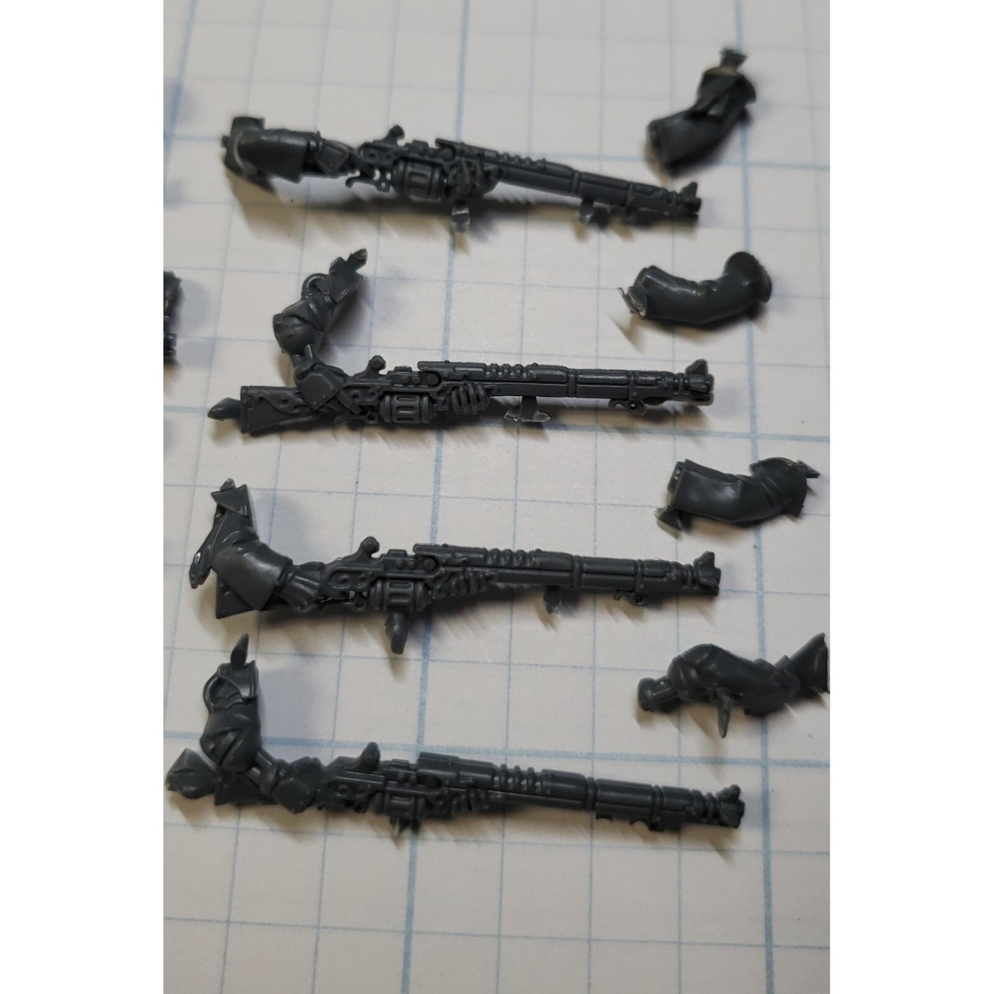 40k Adeptus Mechanicus Bits Skitarii Ranger Galvanic Rifles w Arms x8 Set