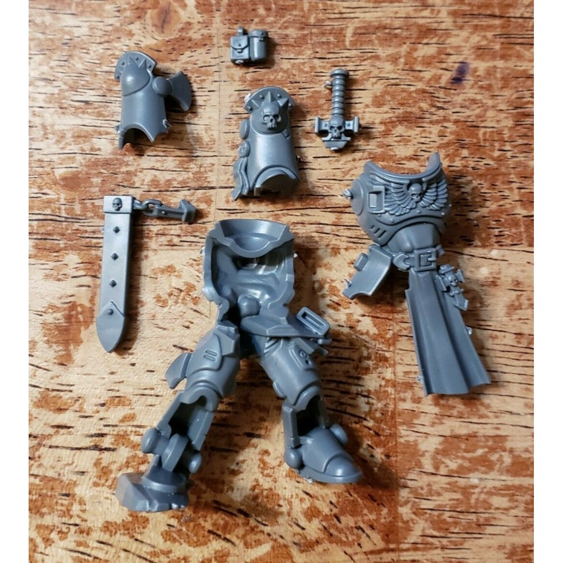 40k Space Marines Bits Bladeguard Veteran Torso Legs Sheath #37