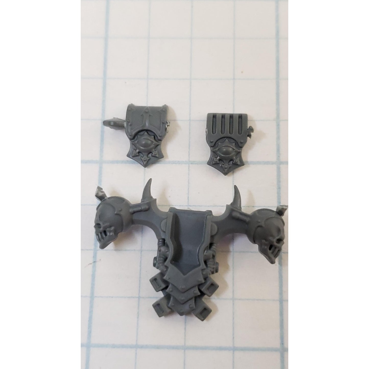 40K Chaos Space Marine Bits Legionary Champion Backpack w Icons #140
