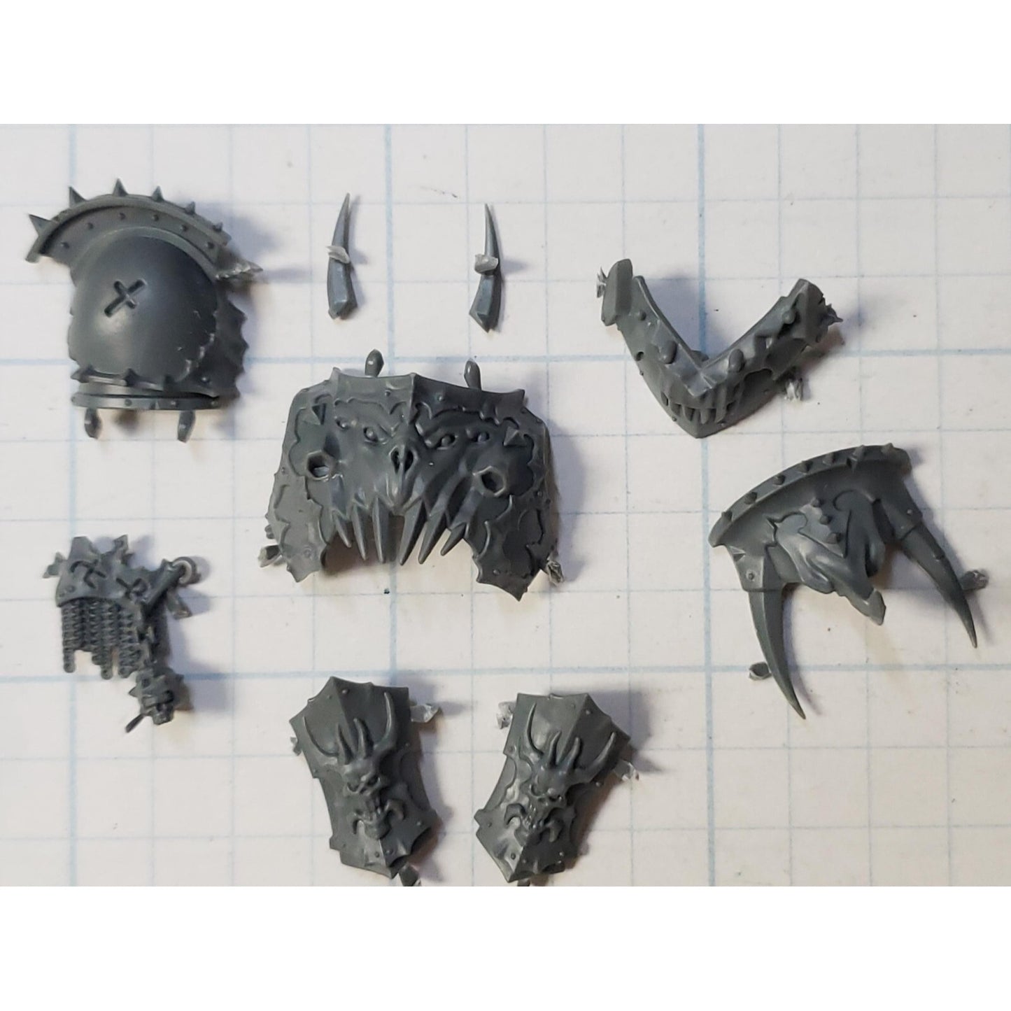 40k Chaos Space Marines Bits Daemon Prince Chest Bracers Pads A