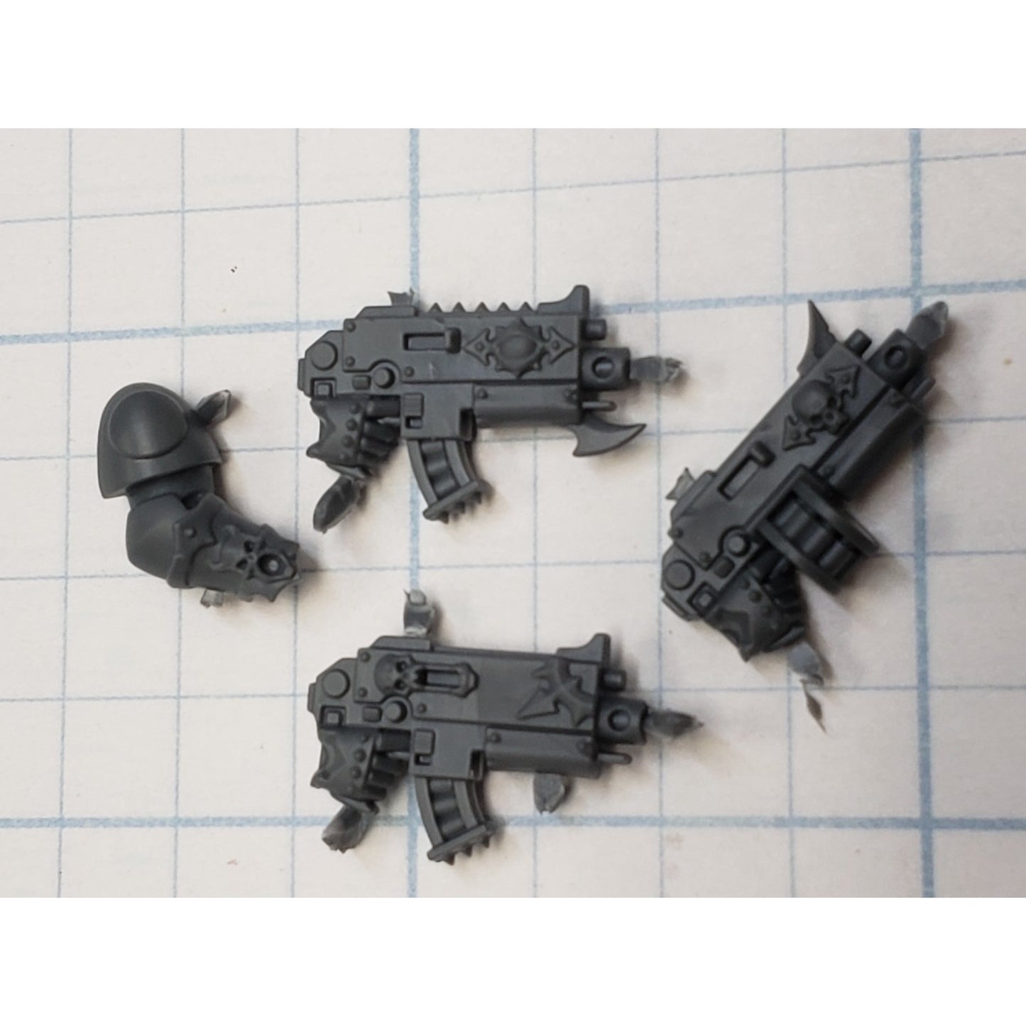 40k Chaos Space Marine Bits Chosen Long War Bolters x3 Set
