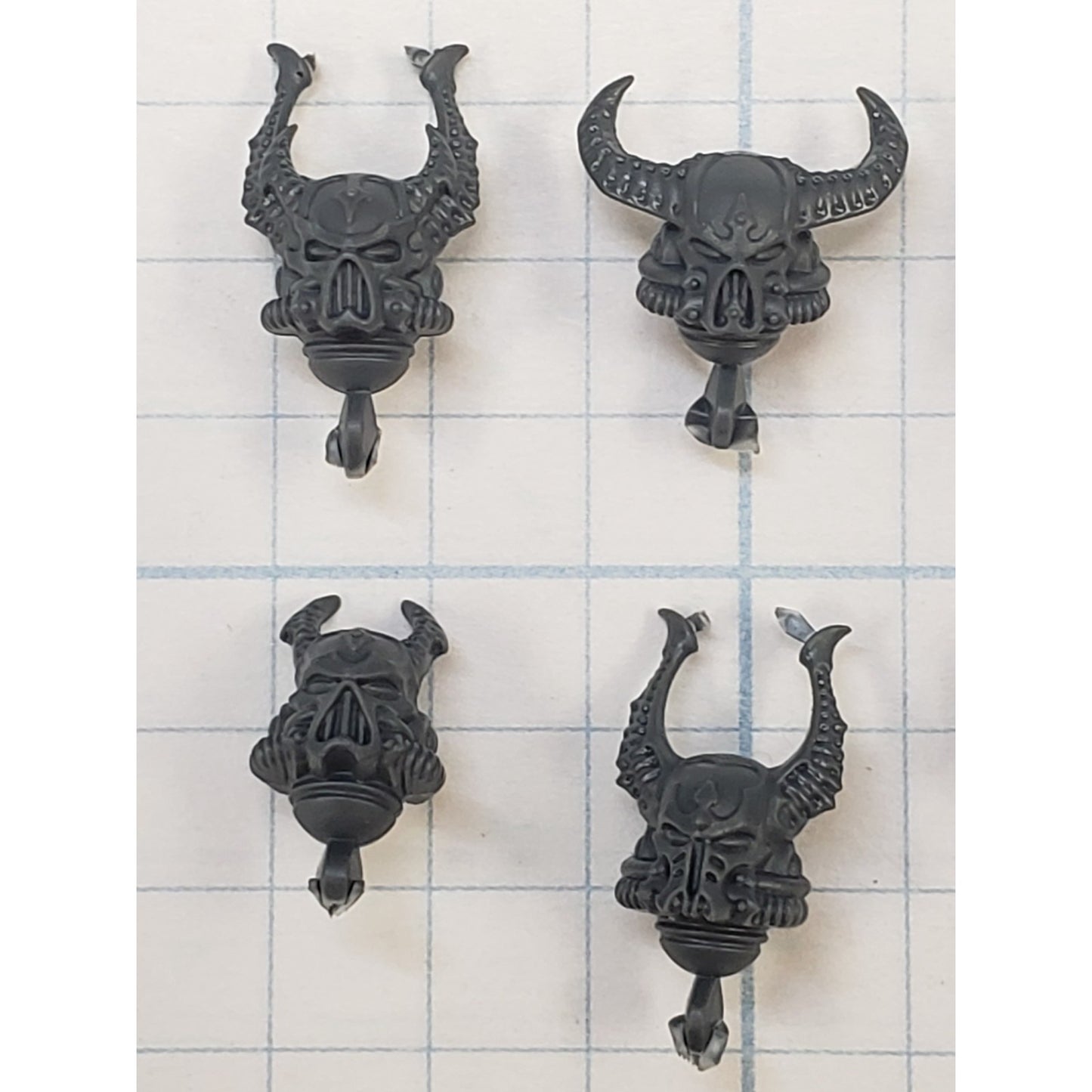 40K Chaos Space Marine Bits Legionary Heads w Horns x8 Veteran Set