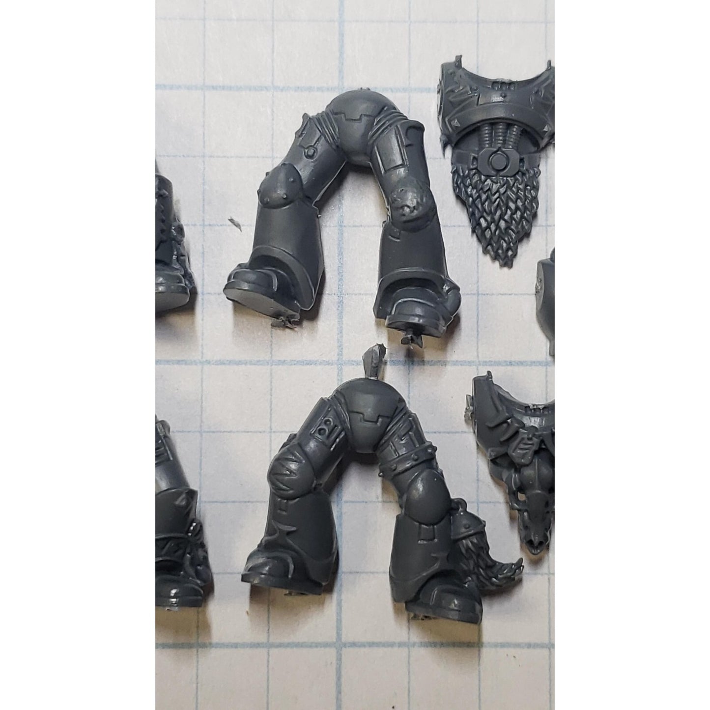 40k Space Wolves Bits Wolf Pack Grey Hunter Blood Claws Torso & Legs x4 Set
