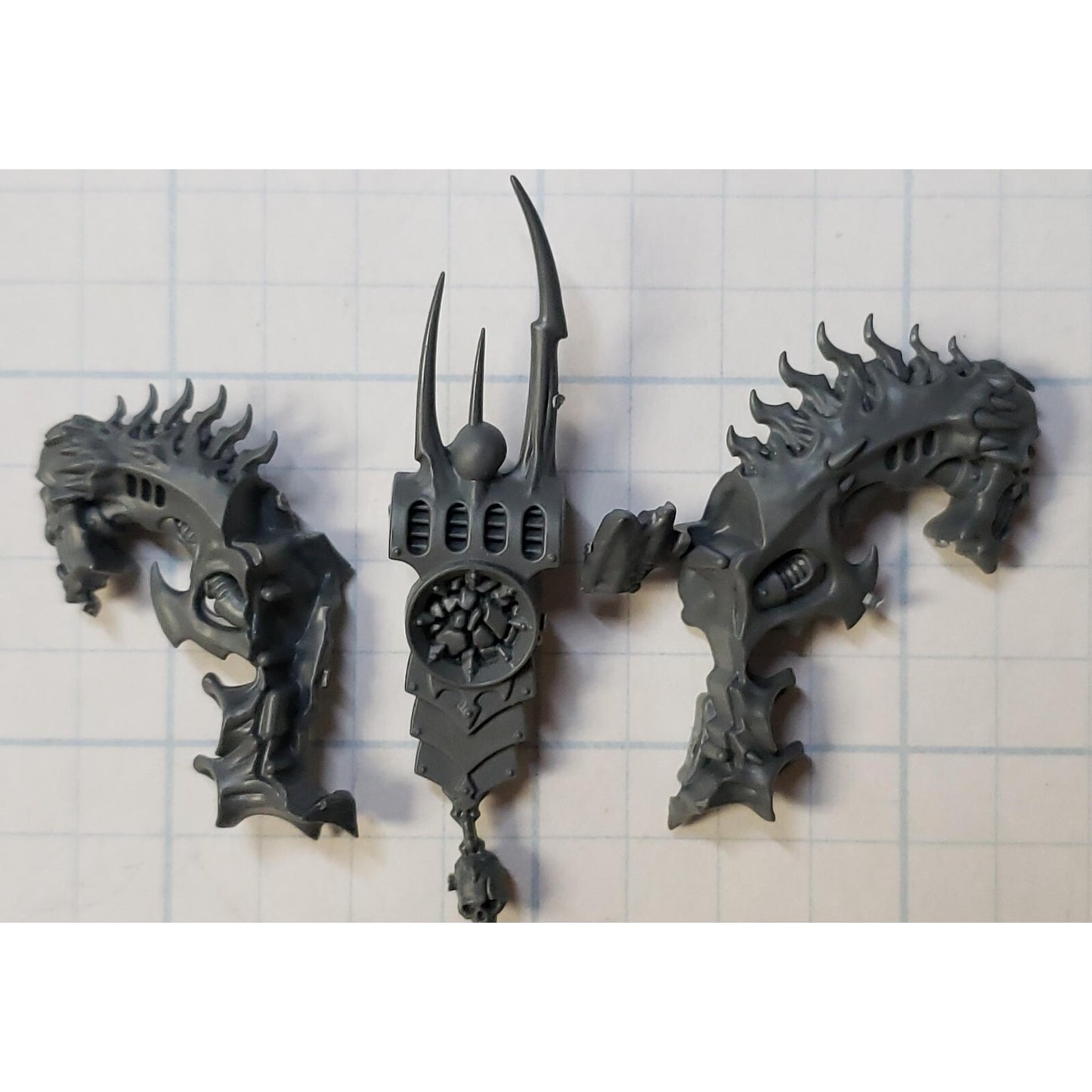 40k Chaos Space Marines Bits Daemon Prince Mutated Armor Backpack