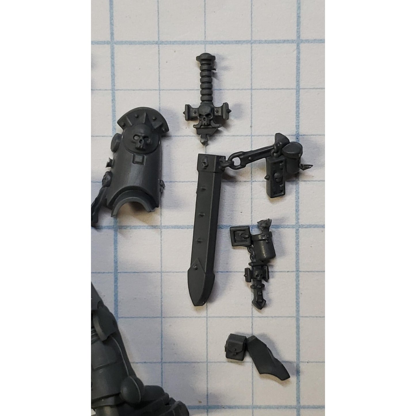 40k Space Marines Bits Bladeguard Veteran Torso Legs Sheath #17