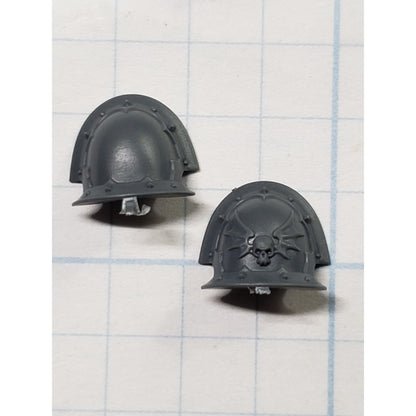 40k Night Lords Bits Nemesis Claws Kill Team Shoulder Pads B26