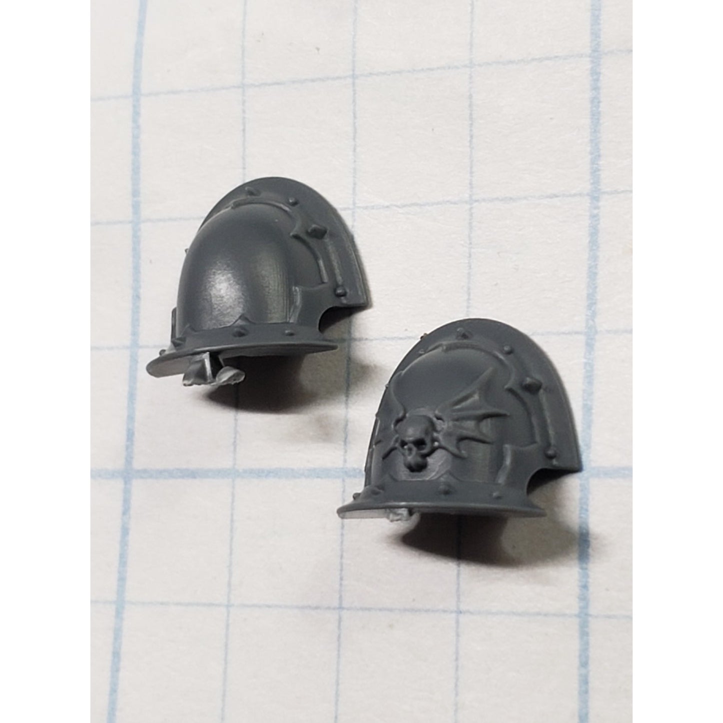 40k Night Lords Bits Nemesis Claws Kill Team Shoulder Pads B26