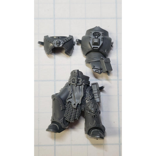 40K Chaos Space Marine Bits Legionary Torso Legs #10