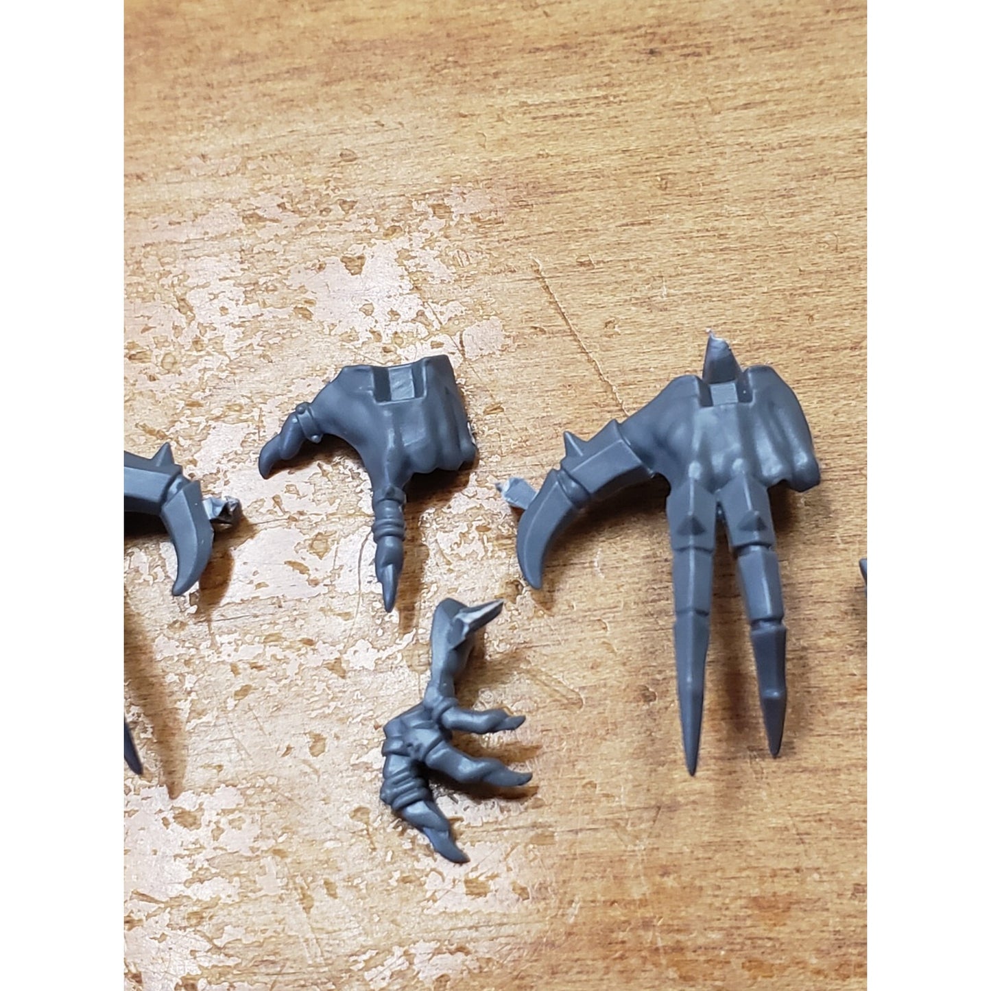 40k Chaos Space Marines Bits Daemon Prince Clawed Hands Set