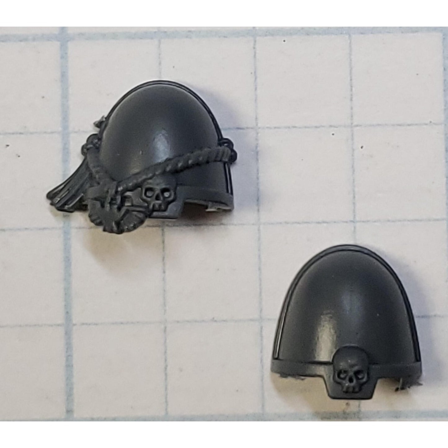 40K Space Marine Bits Primaris Intercessor Veteran Sgt Shoulder Pads #7576 Set
