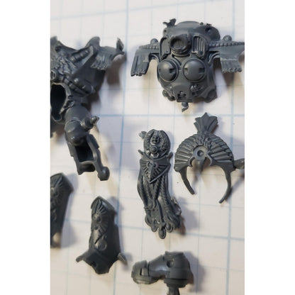 40k Adeptus Custodes Bits Allarus Terminator Torso & Legs Set A