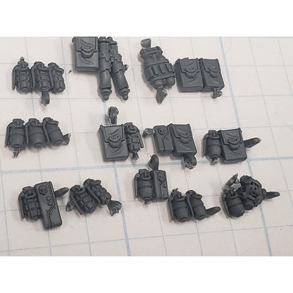 30K Space Marine Bits Mark VI Assault Squad Pouches Grenades P13