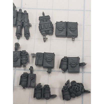 30K Space Marine Bits Mark VI Assault Squad Pouches Grenades P13