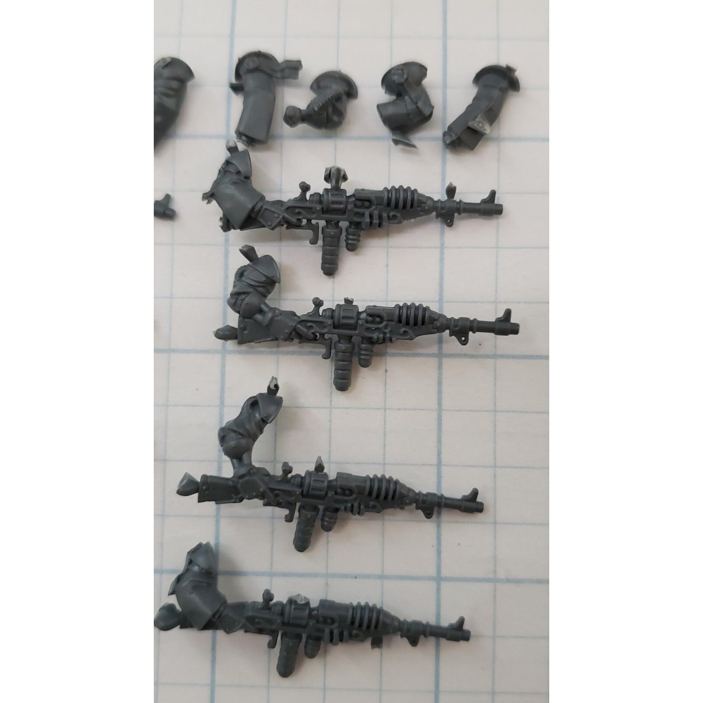 40k Adeptus Mechanicus Bits Skitarii Vanguard Radium Carbines w Arms x8 Set