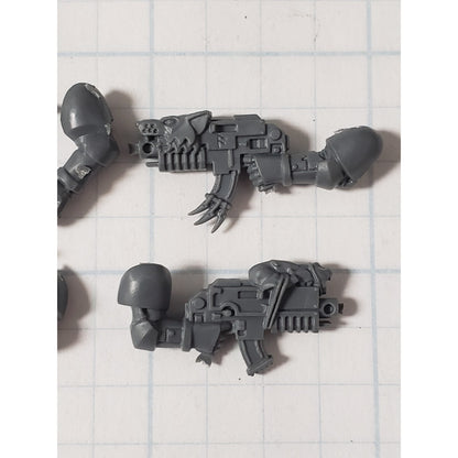 40k Space Wolves Bits Wolf Pack Grey Hunter Rune Engraved Bolters x4 W/Arms