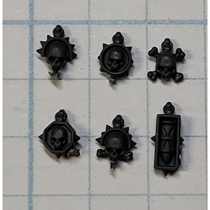 40K Space Marine Bits Infiltrator Incursor Veteran Crux Medal Relic Honors #94