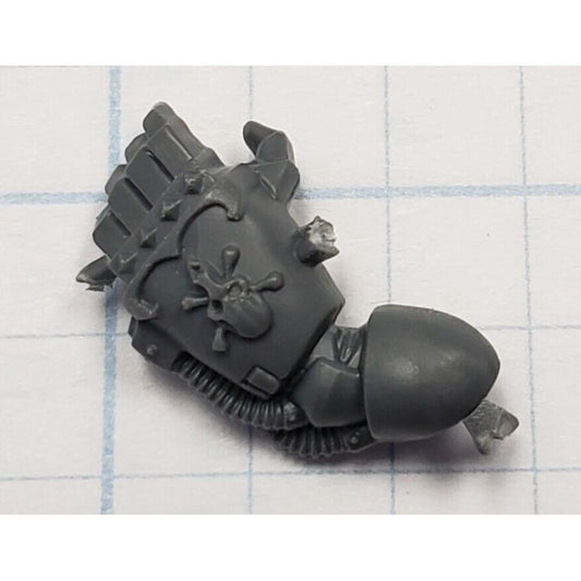 40k Space Wolves Bits Wolf Pack Wolf Guard Skull & Cross Bones Power Fist