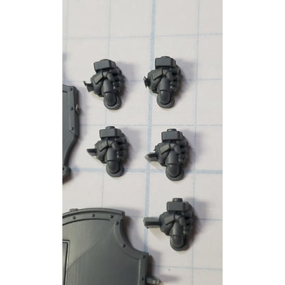 30K Space Marine Bits Mark VI Assault Squad Combat Shields x5 Set