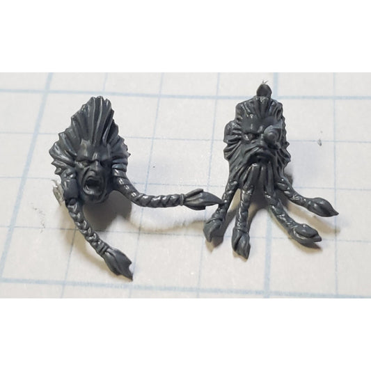 40k Space Wolves Bits Wolf Pack Grey Hunter Veteran Bare Heads w Braids x2