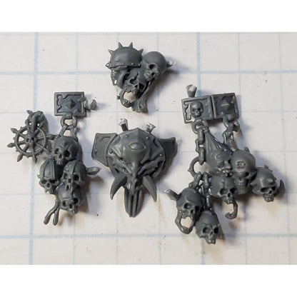 40k Chaos Space Marines Bits Daemon Prince Large Belt Buckle Trophies