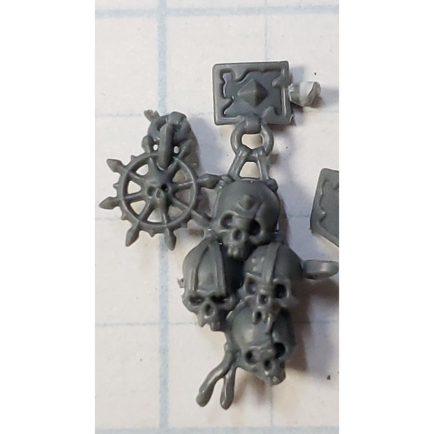 40k Chaos Space Marines Bits Daemon Prince Large Belt Buckle Trophies