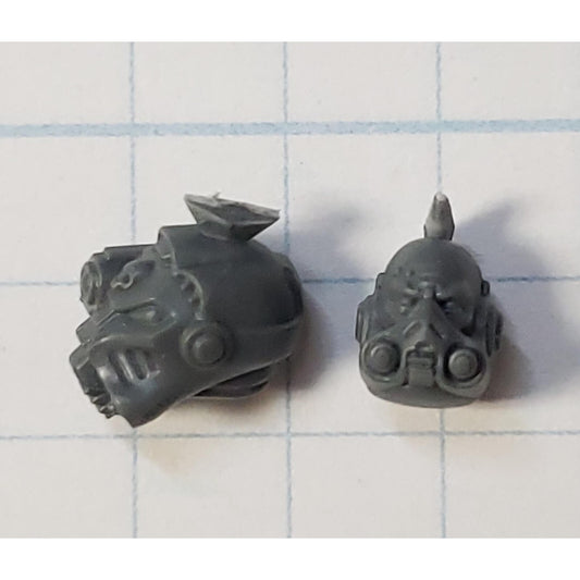 40k Space Marines Bits Terminator Squad Sergeant Respirator & Helmet Head #110