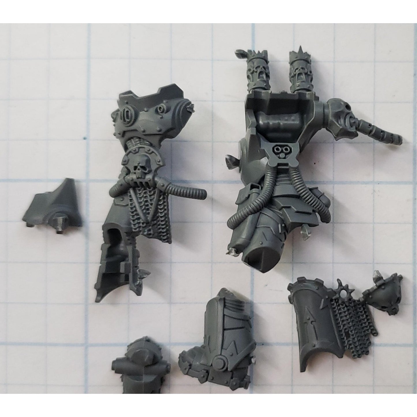 40k Chaos Space Marine Bits Warpsmith  Mutated Bionic Torso & Legs