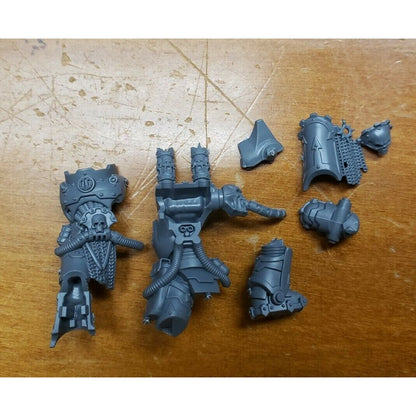 40k Chaos Space Marine Bits Warpsmith  Mutated Bionic Torso & Legs
