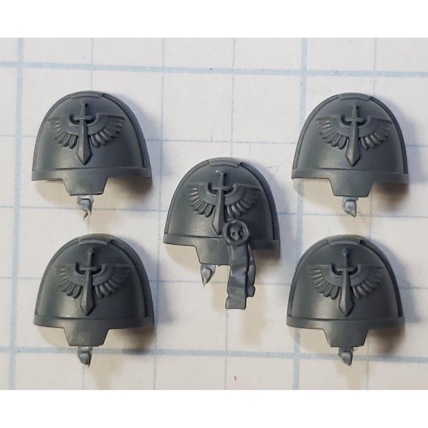40k Dark Angels Bits Upgrade Crest Winged Sword Terminator Shoulder Pads D09