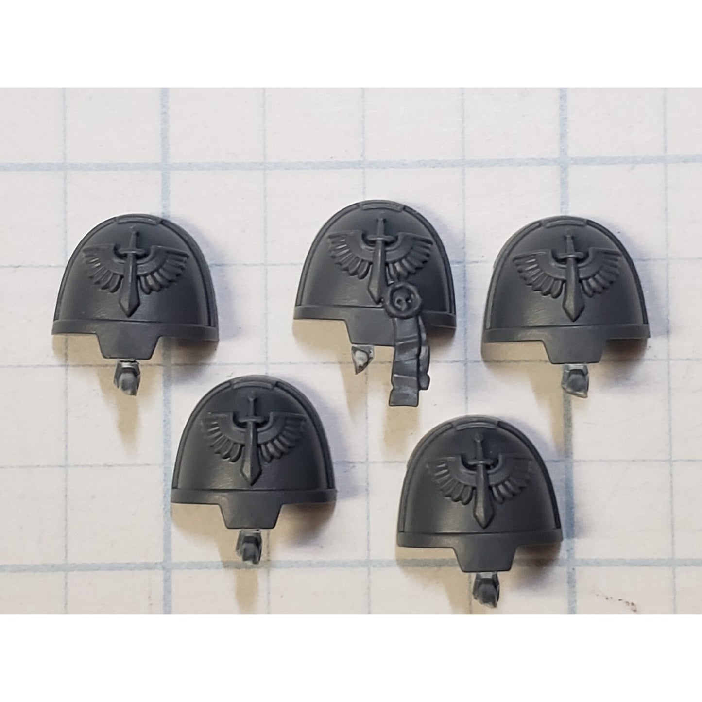 40k Dark Angels Bits Upgrade Crest Winged Sword Terminator Shoulder Pads D09