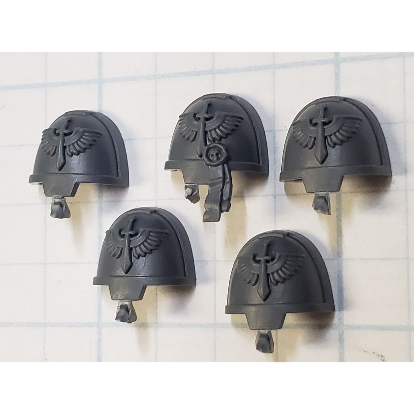 40k Dark Angels Bits Upgrade Crest Winged Sword Terminator Shoulder Pads D09