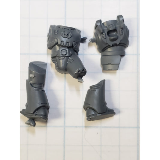 30K Space Marine Bits Mark 6 VI Assault Squad Sergeant Torso Legs #22