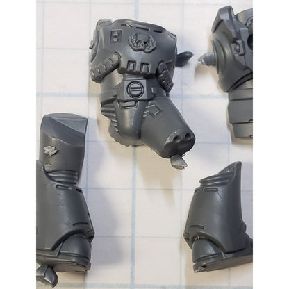 30K Space Marine Bits Mark 6 VI Assault Squad Sergeant Torso Legs #22