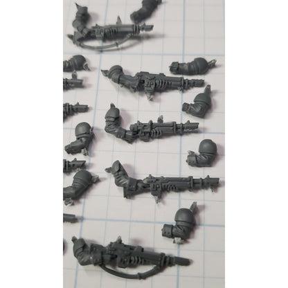 40k Astra Militarum Bits Cadian Shock Troops Lasguns w Arms x9 Set