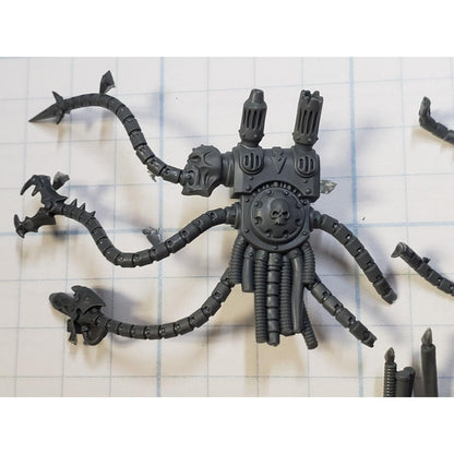 40k Chaos Space Marine Bits Warpsmith Backpack w Cape Mechatendril #09