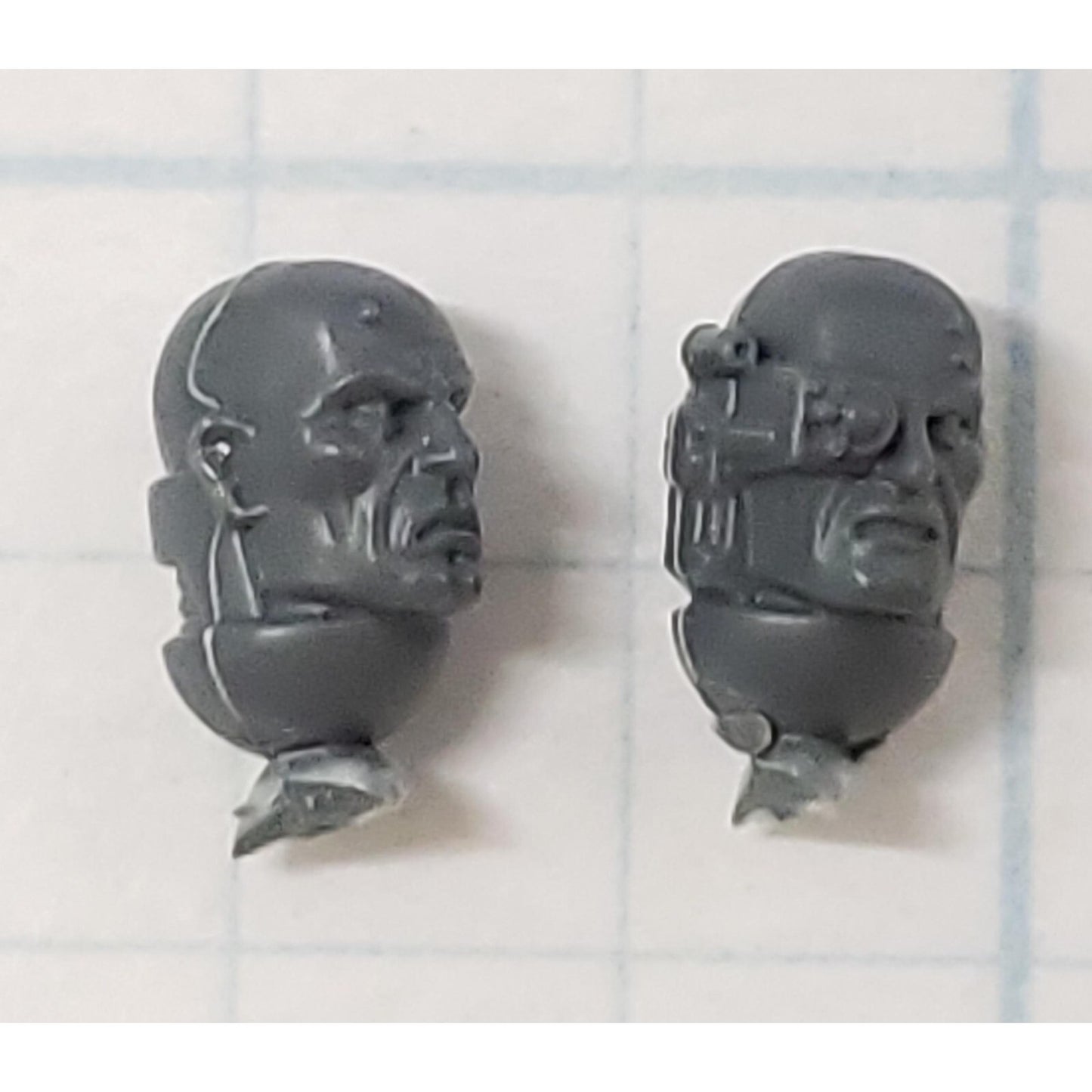 40k Space Marine Bits Devastator Bare Heads Bionic & Campaign Stud