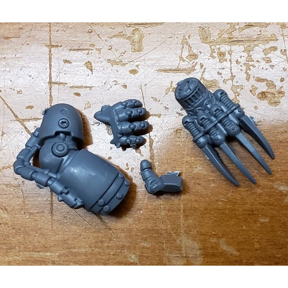 Warhammer 30K Space Marine Bits Mark VI Tactical Squad Lightning Claw Power Fist