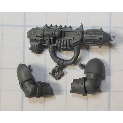 40K Chaos Space Marine Bits Legionary Meltagun w Arms #32