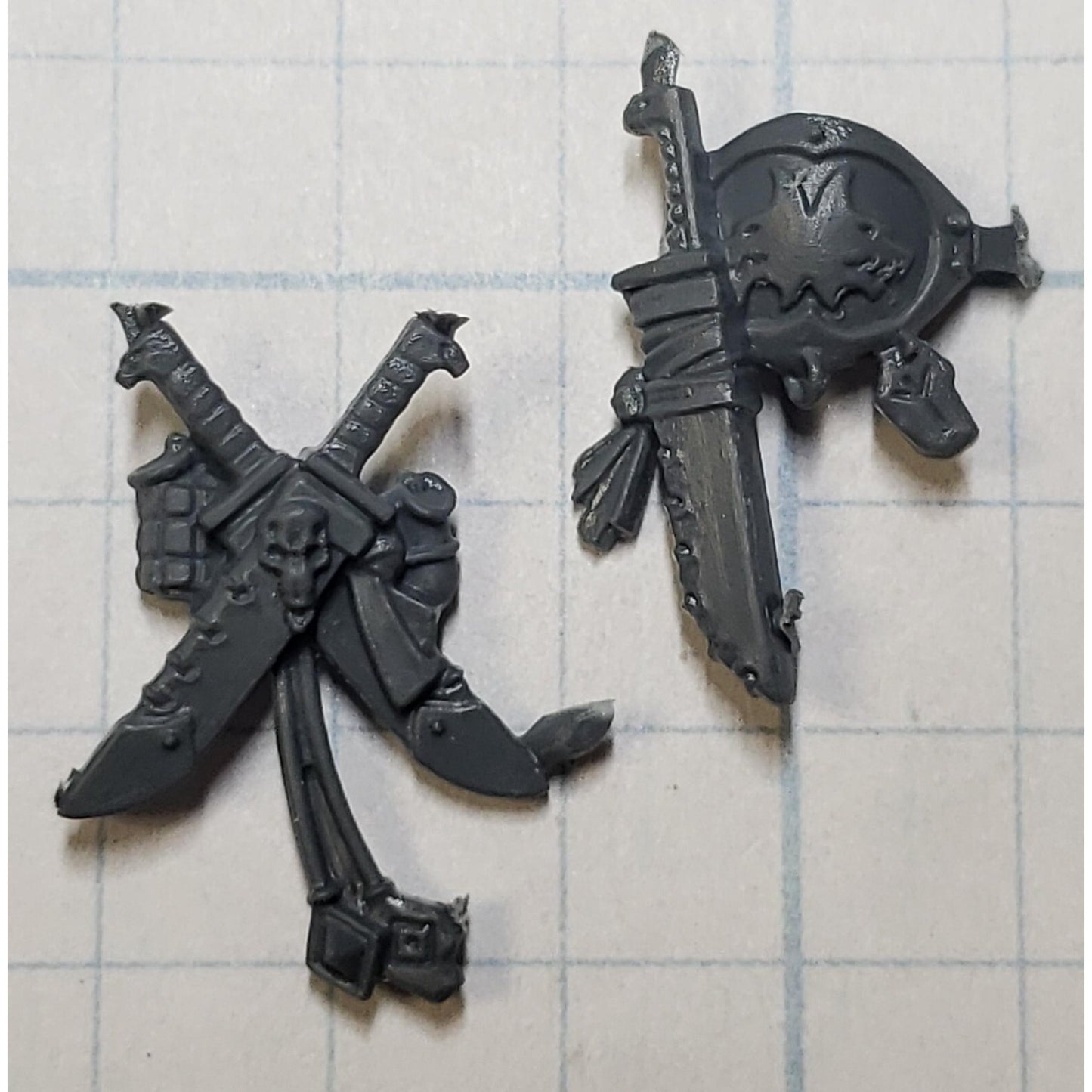 40k Space Wolves Bits Wolf Pack Wolf Guard Belt Knife Sheaths w Icons A