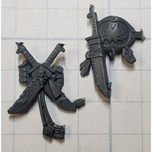 40k Space Wolves Bits Wolf Pack Wolf Guard Belt Knife Sheaths w Icons A