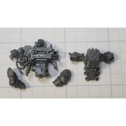 40K Chaos Space Marine Bits Legionary Heavy Bolter w Backpack & Ammo
