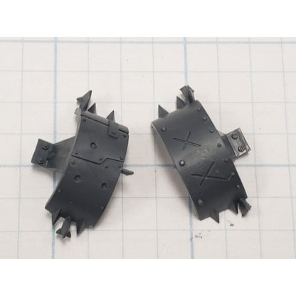 40k Ork Bits Deff Dread Small Spiky Shoulder Pads Set  #3554