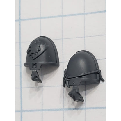 40k Space Wolves Bits Grey Hunters Pack Leader Shoulder Pads #62 Set