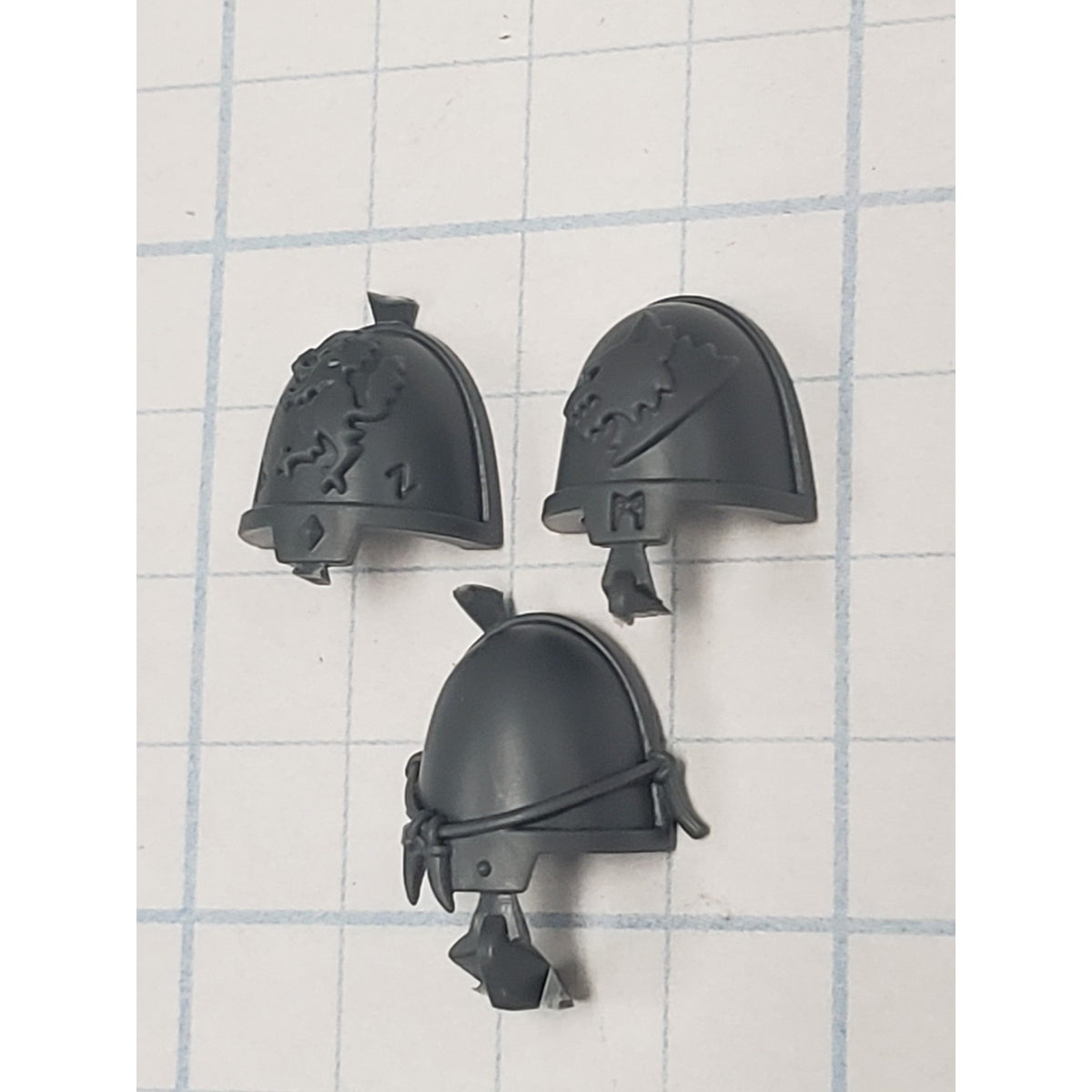 40k Space Wolves Bits Grey Hunters Pack Leader Shoulder Pads #62 Set
