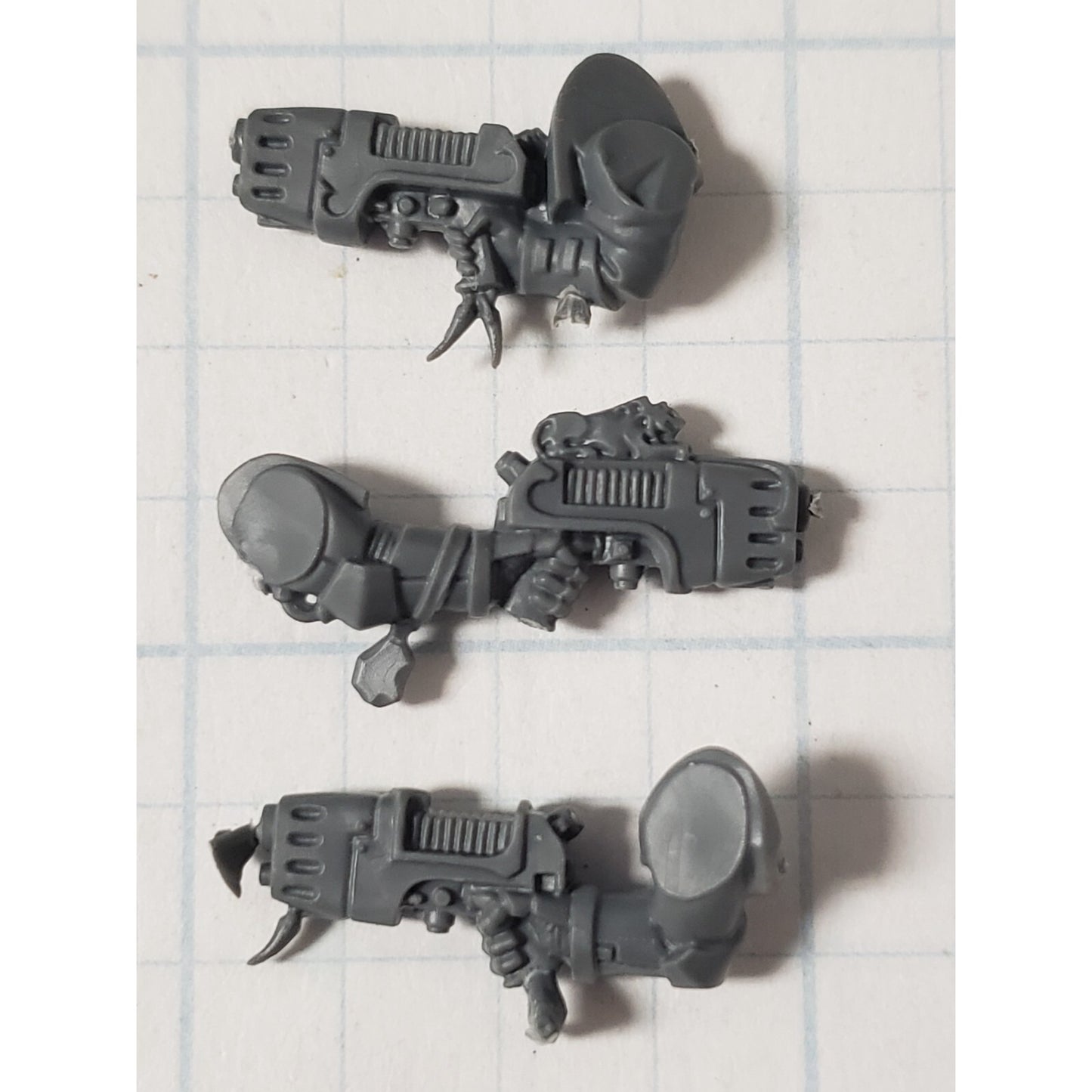 40k Space Wolves Bits Wolf Pack Blood Claws Engraved Plasma Pistols x3