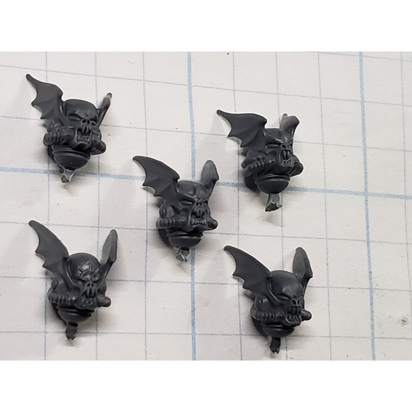 40k Night Lords Bits Nemesis Claws Kill Team Winged Helmet Head x5 B36
