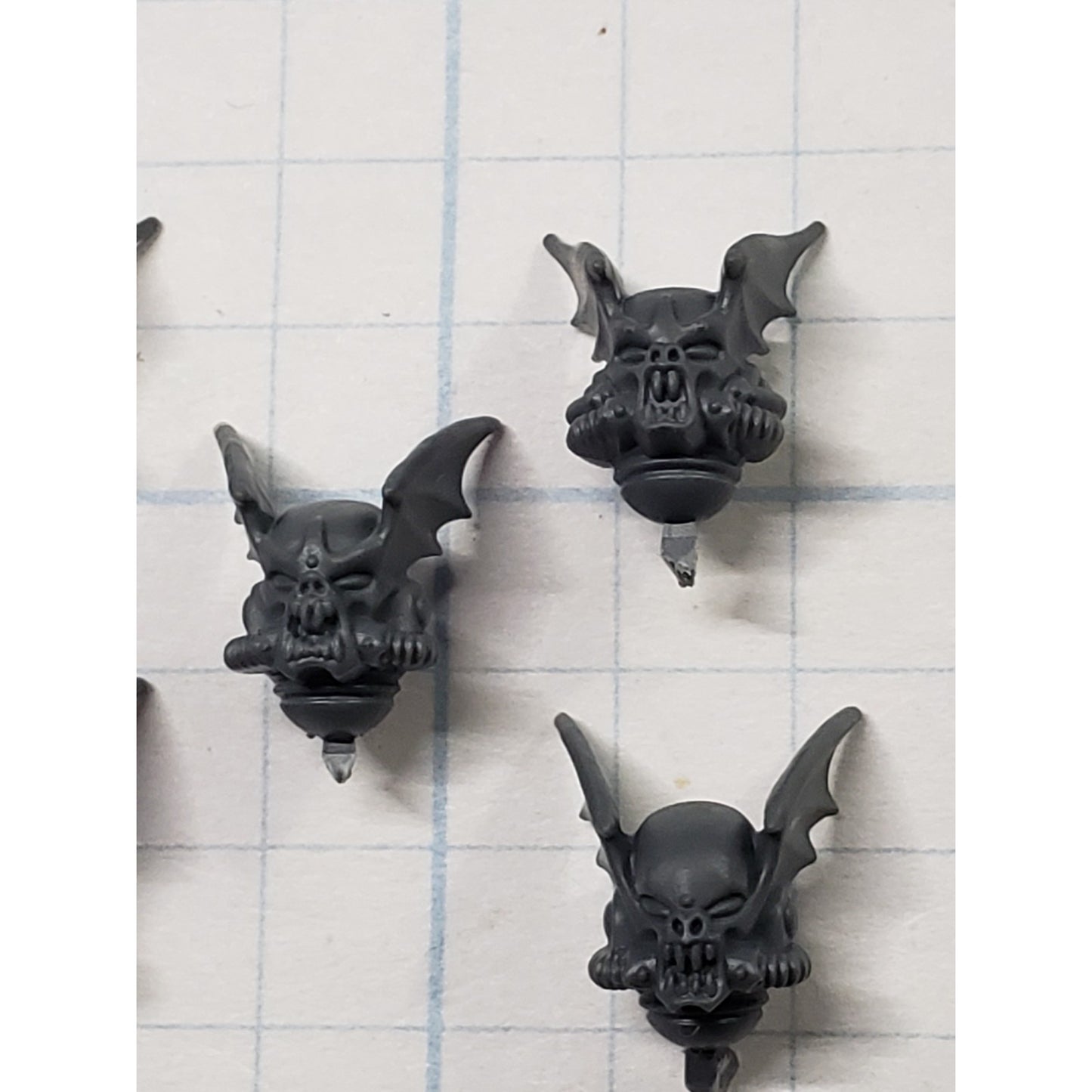 40k Night Lords Bits Nemesis Claws Kill Team Winged Helmet Head x5 B36